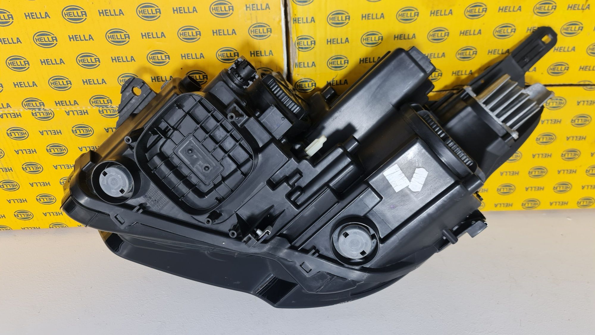 Far dreapta led halogen Opel Crossland X 13467968
