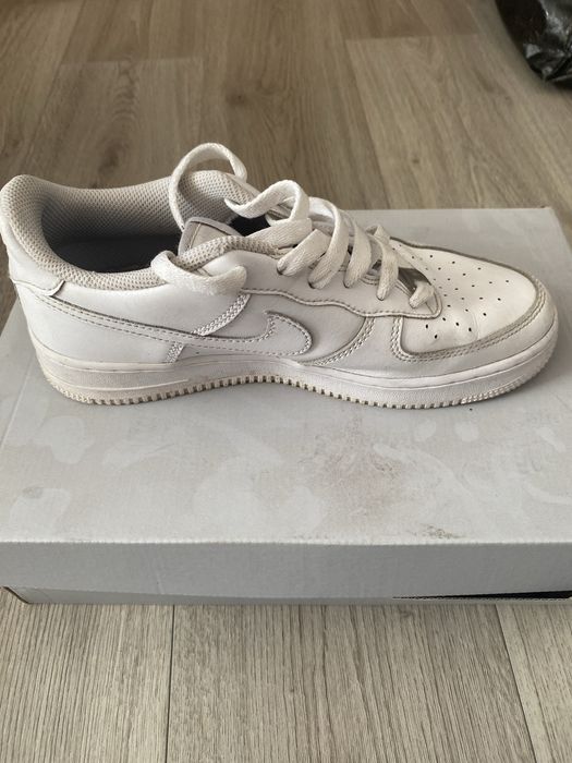nike air force 1 triple white