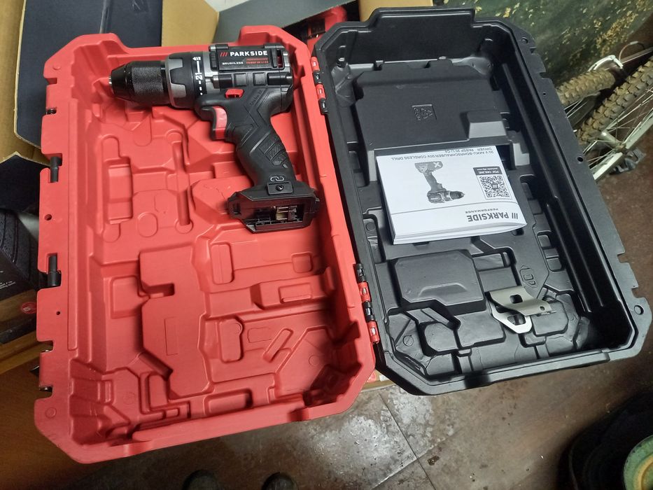 B O R M A S I N A Zte cu sau fără accesorii