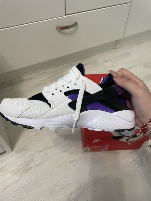 Обувки Nike Huarache run