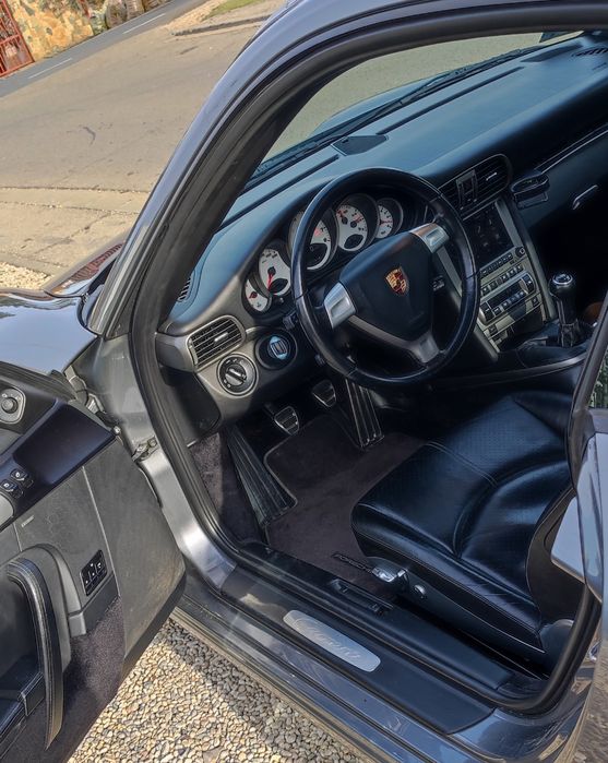 Porsche 911 Carrera (997)