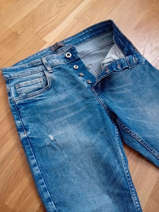 Blugi Zara Man, albastru deschis,  Mărimea 32/32