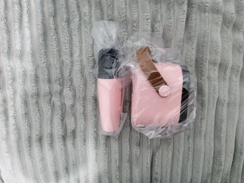 Колонка с микрофоном