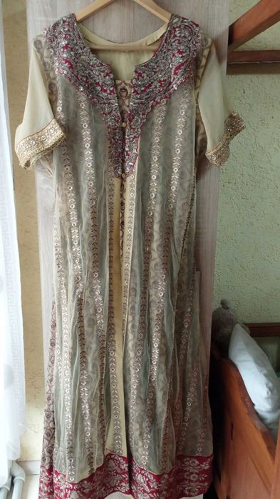 Арабска, турска, евтина носия