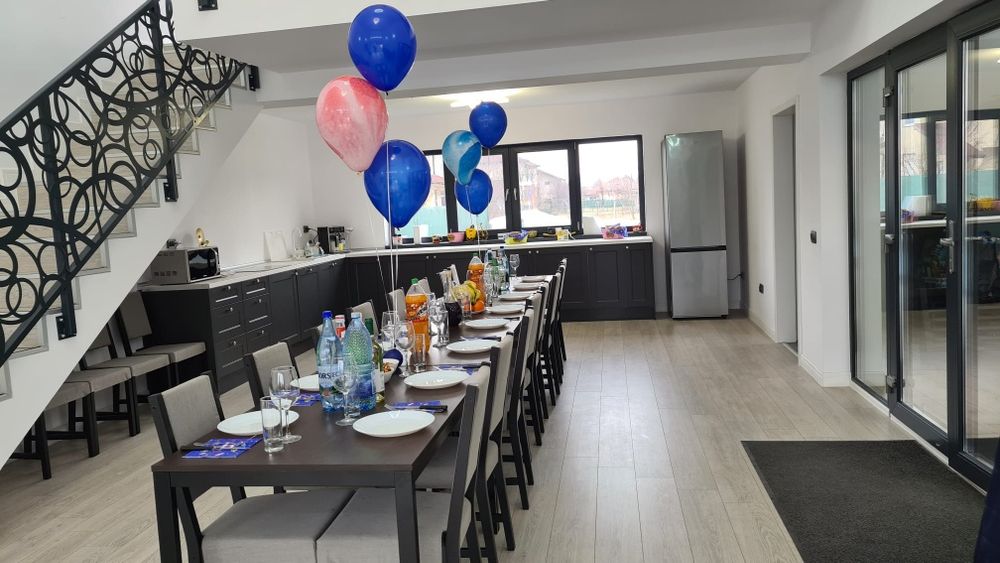 Aranjamente Baloane pentru Evenimente și Aranjamente Cristelnita