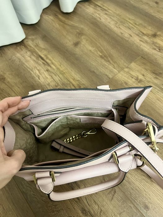 Средна кожена чанта MICHAEL KORS