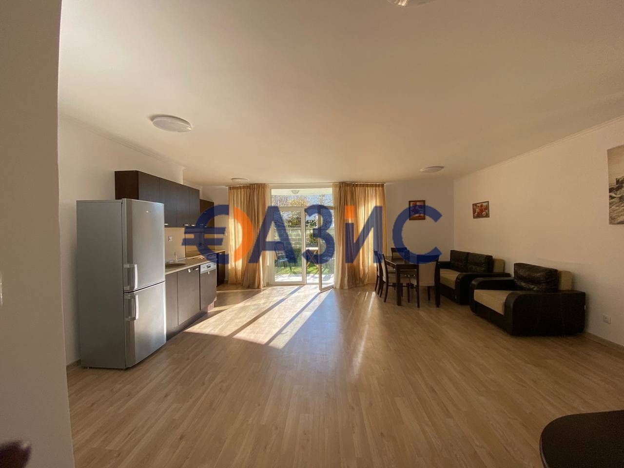 Продава се Тристаен апартамент в с. Равда, Област Бургас - 117 кв.м за 1240 €/кв.м - Снимка #3