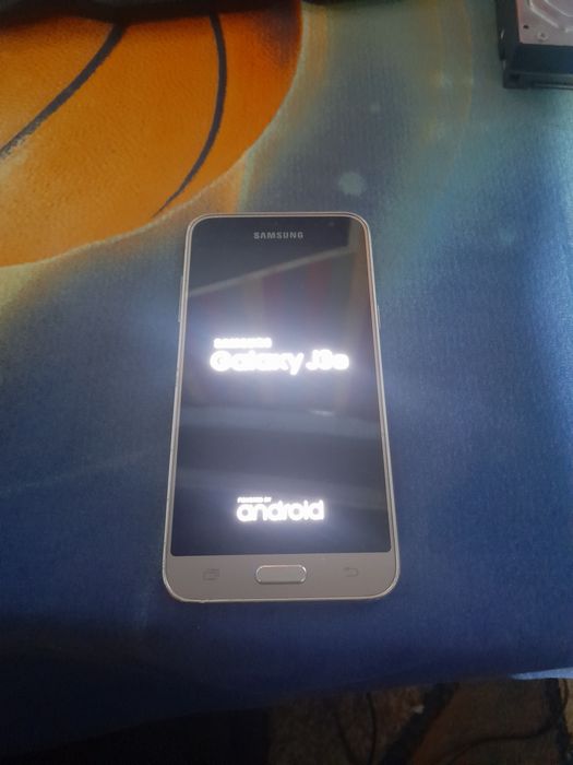 Vand RAPID! Samsung j3 2016 pentru piese! Cititi descrierea!