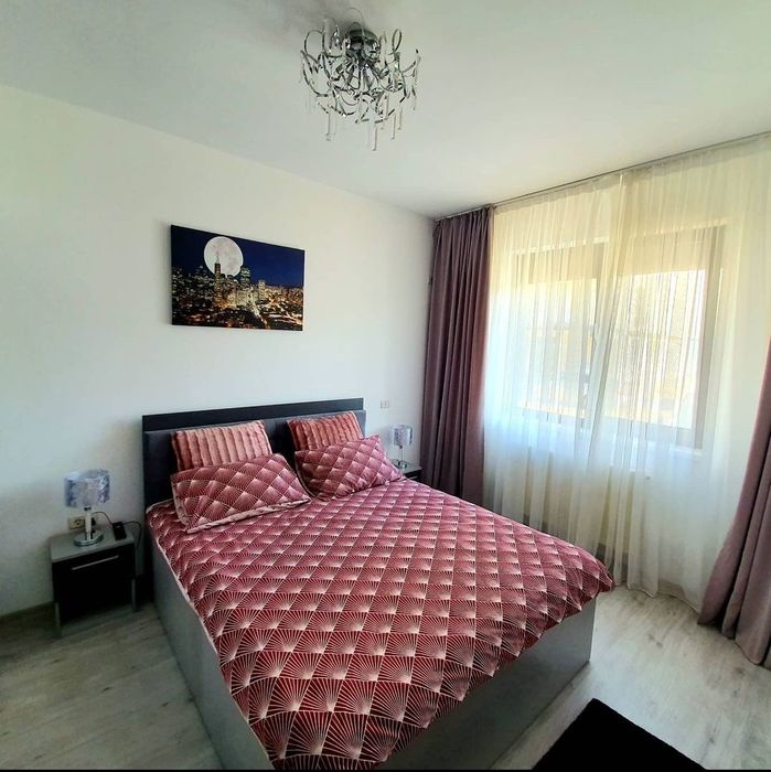 Inchiriez apartament Mamaia Nord, zona Alezzi 100m plajă. Termen lung