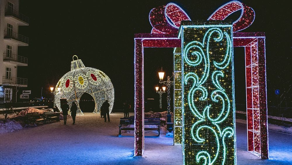 Новогоднее оформление фигурки/Ветки/Ёлки