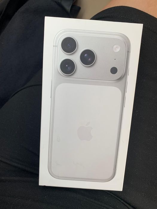 Vand urgent iphone 17 Pro 256 GB sigilat nou iphone 17 pro