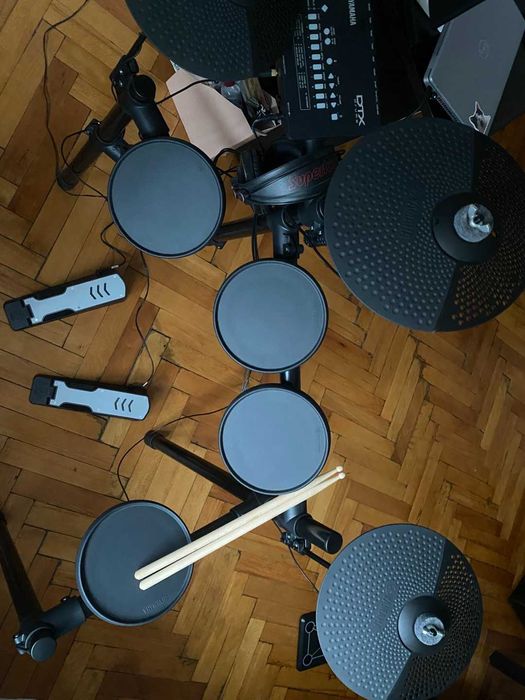 Tobe Electrice / Electric Drums Yamaha DTX402K