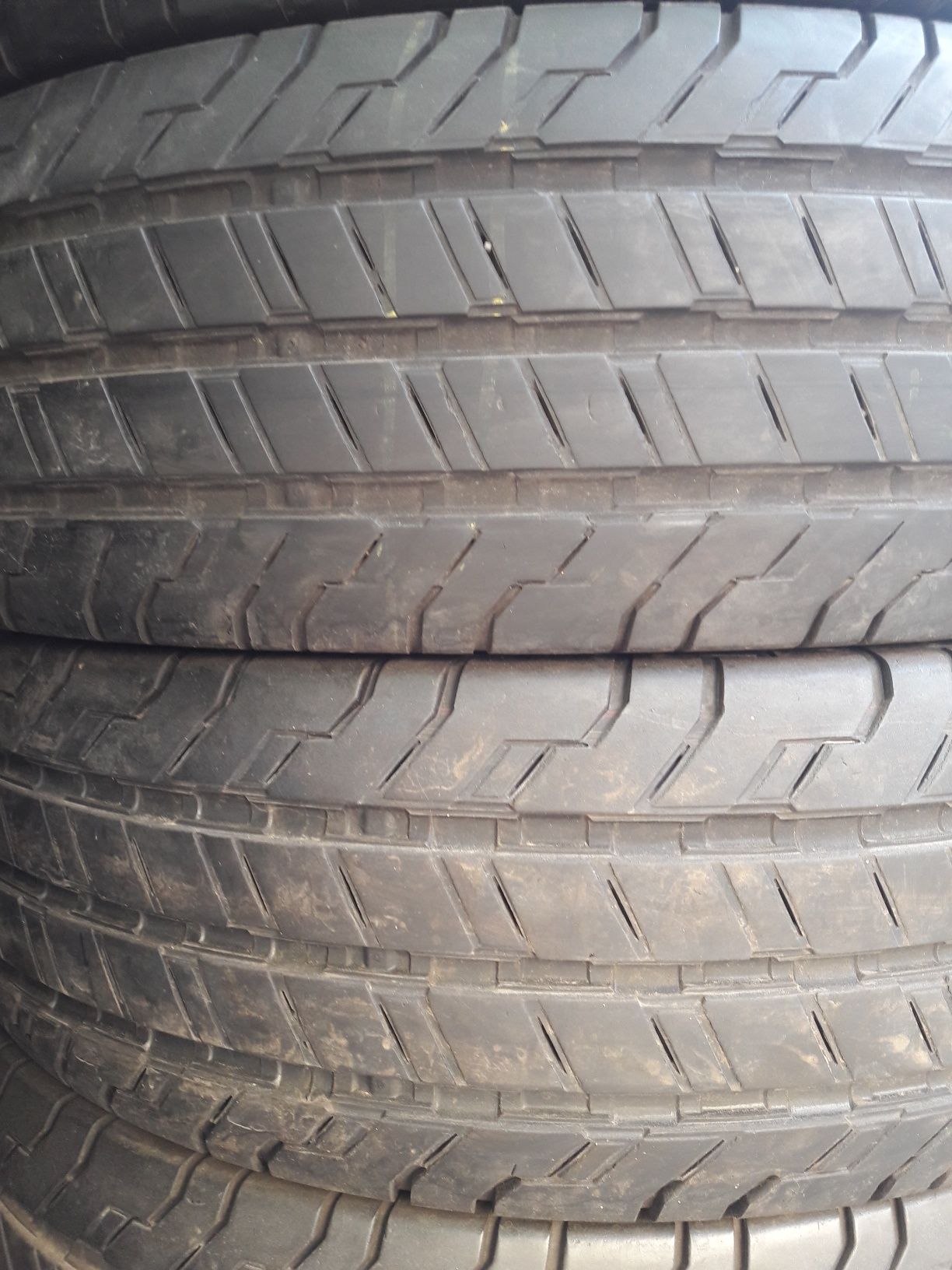 4 anvelope 215/75r16c vară Continental preț 260 lei bucata