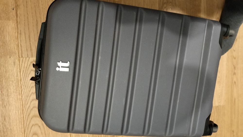 Samsonite/American Tourister и IT малки куфари кабинен багаж