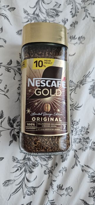 Vând cafea Nescafea Gold 200gr