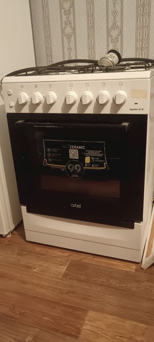 Продам Газовую плиту