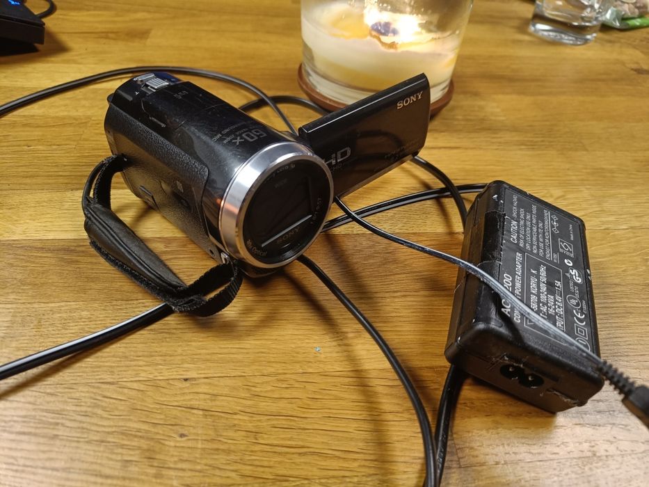 Sony HDR CX625 видеокамера