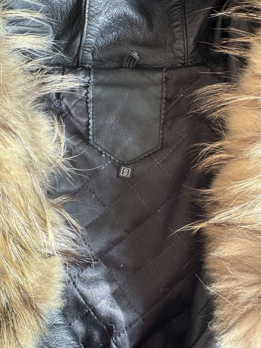 Дамско кожено яке