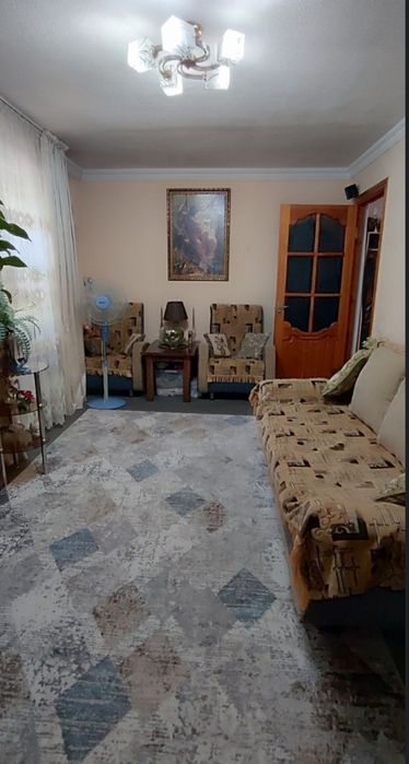 Срочно продаю квартиру чиланзар