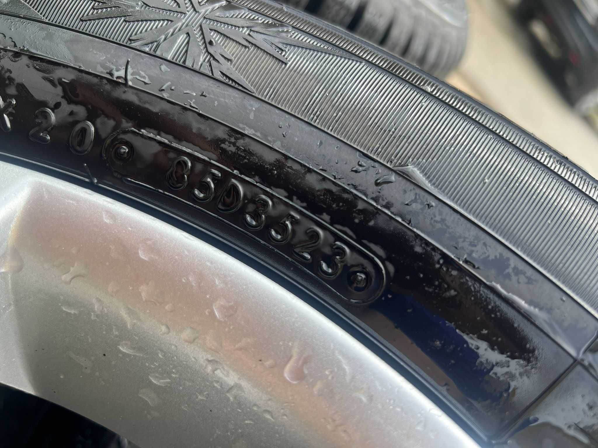 Зимни гуми 205 60 16 Toyo DOT 3523 грайфер 6.5мм