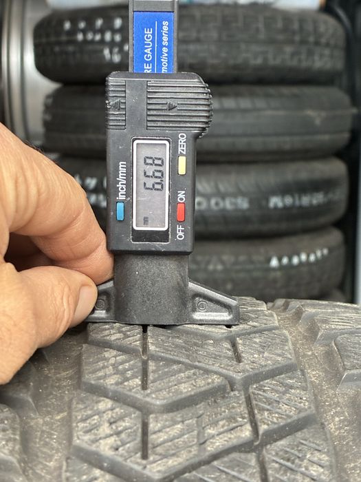 235/55/19 Пирели Зимни Рън Флат