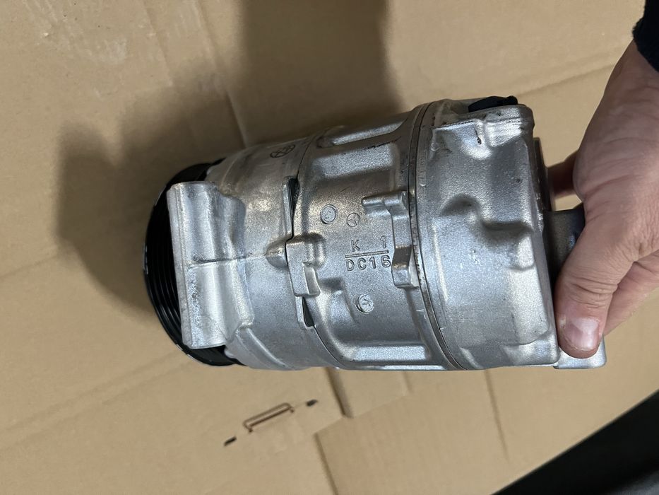 Compresor AC Mercedes A0008301401