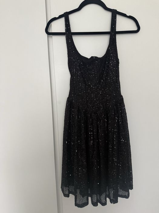 Дамска рокля с пайети