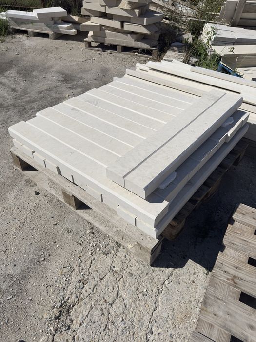 Borduri si placari din piatra naturala