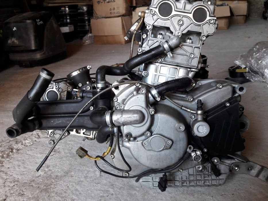 Двигатели за Дукати 695 ,600 620i (Ducati Super sport)-с др.части