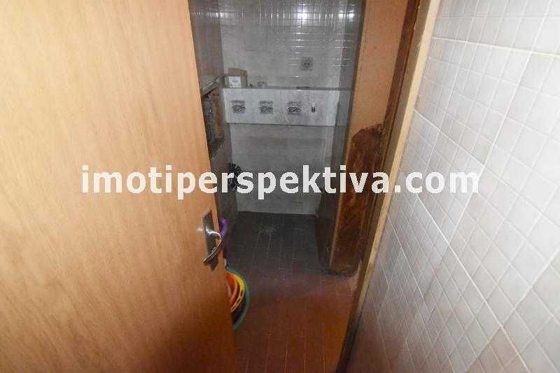 Продава се Тристаен апартамент в Пловдив, Кършияка - 92 кв.м за 2174 €/кв.м - Снимка #15