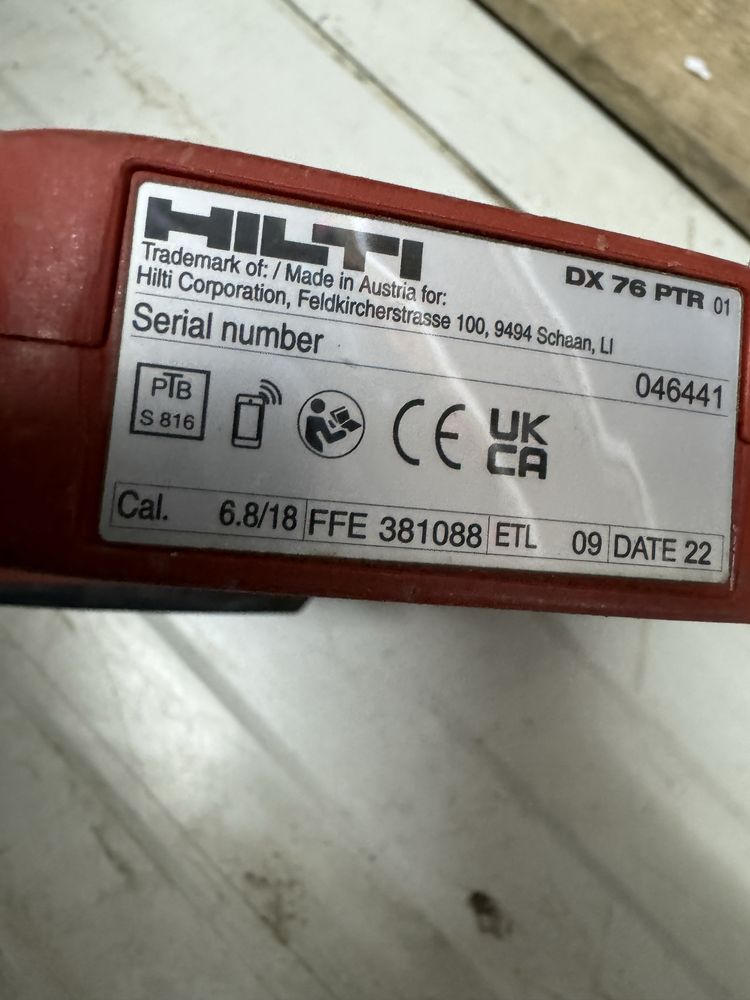 Pistol cuie beton HILTI DX 76 PTR