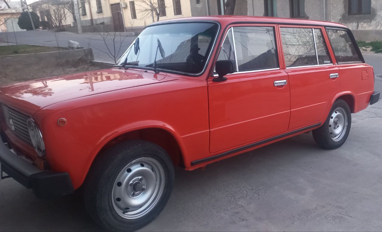 Продаю жигули 02