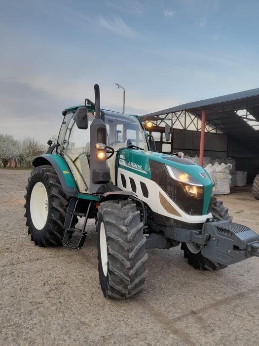 Tractor Arbos 5115