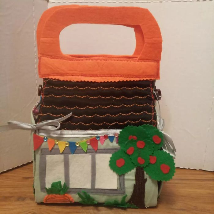 Текстильный домик