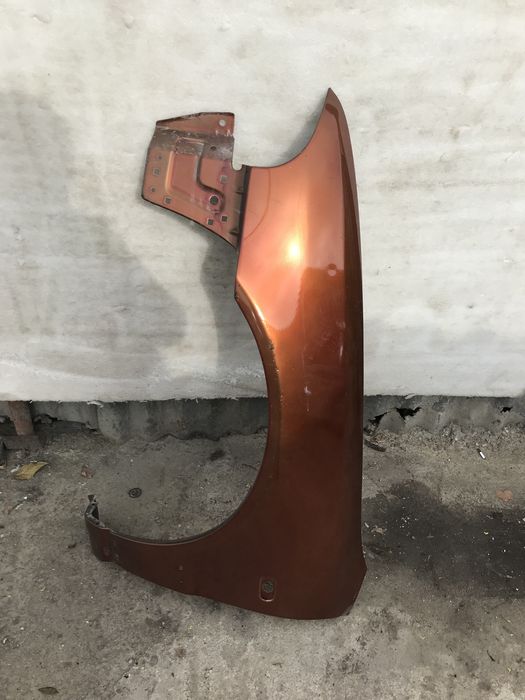 Aripa stanga audi a4 an 1996/2001