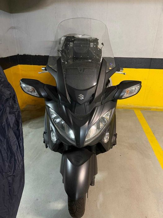 Suzuki Burgman Executive 650 cc, 56 CP, an 2016