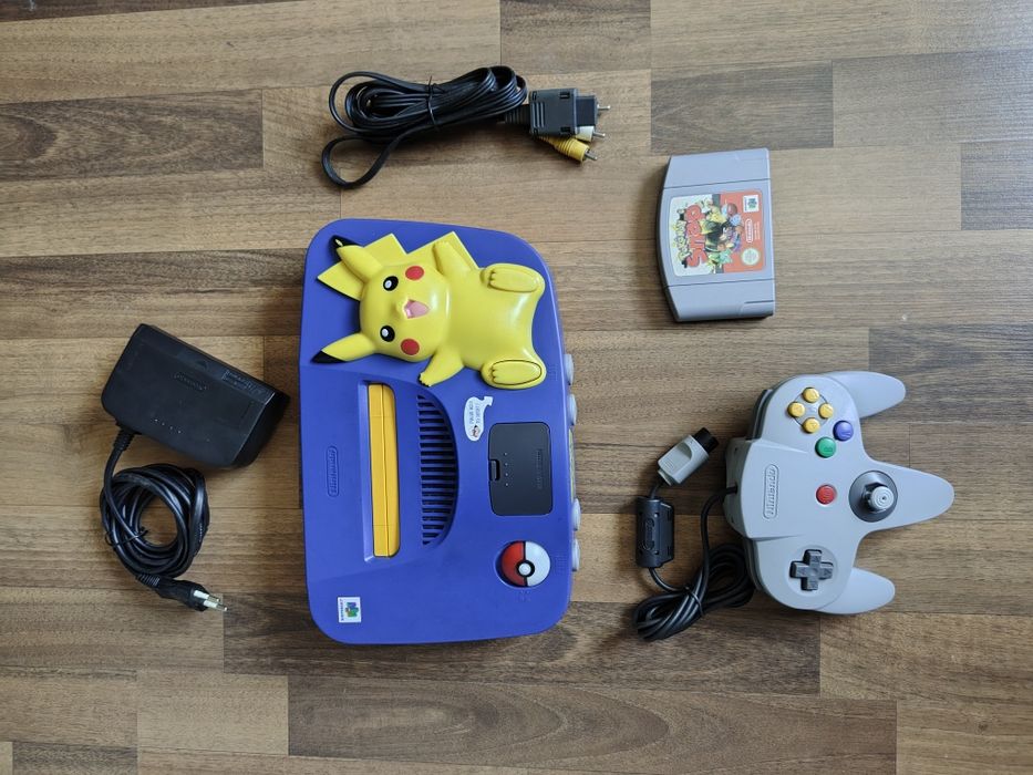 Joc nNintendo 64 editie limitata Pokemon Pikachu perfect functional