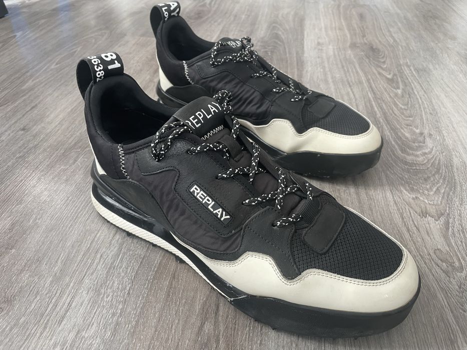 Сникърси Replay Astro