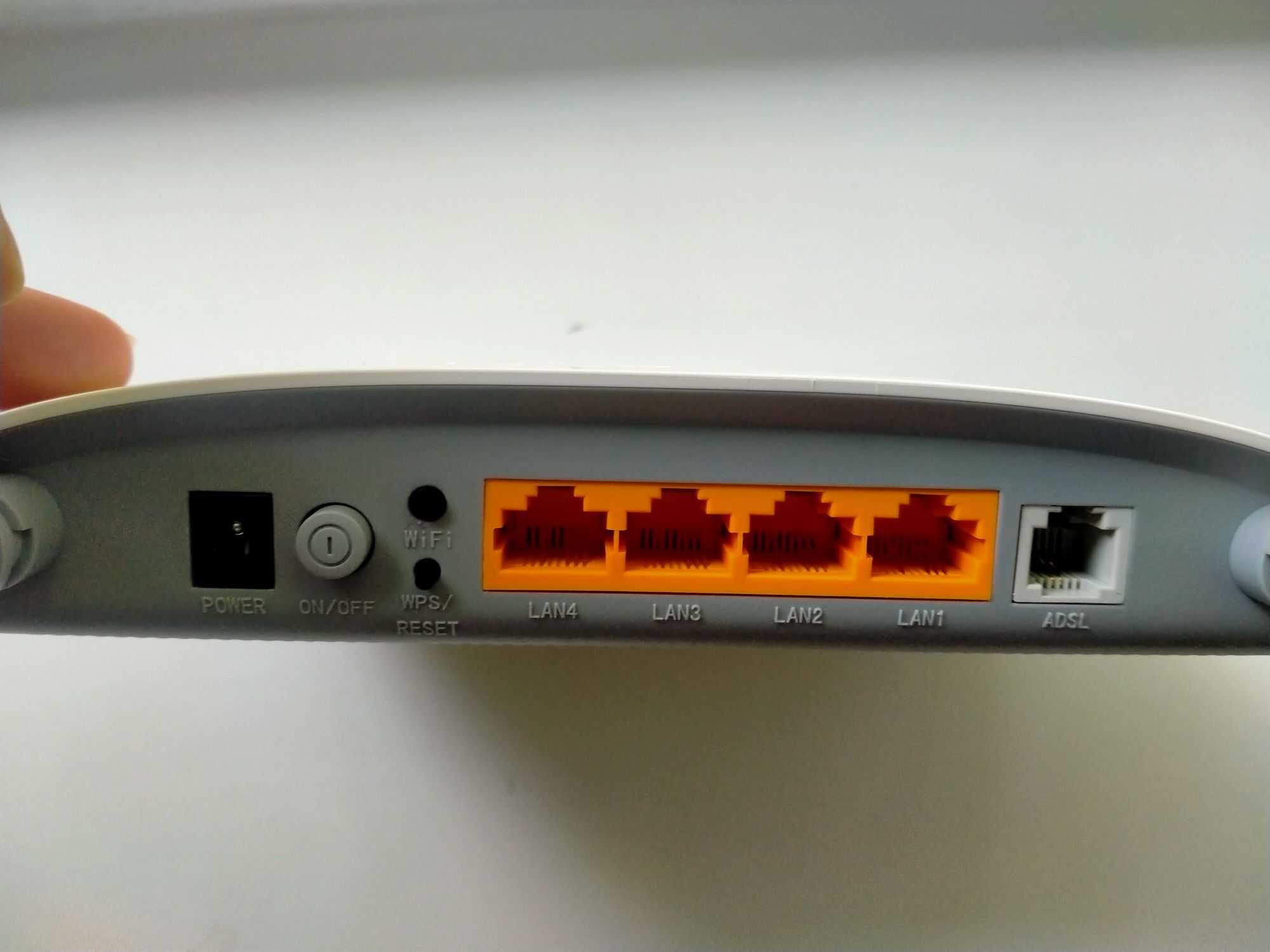 модем-роутер TP-Link TD-W8961N ADSL2+