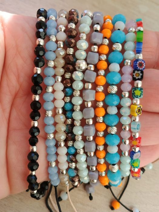 Bratari handmade cu bilute din argint pe snur reglabil