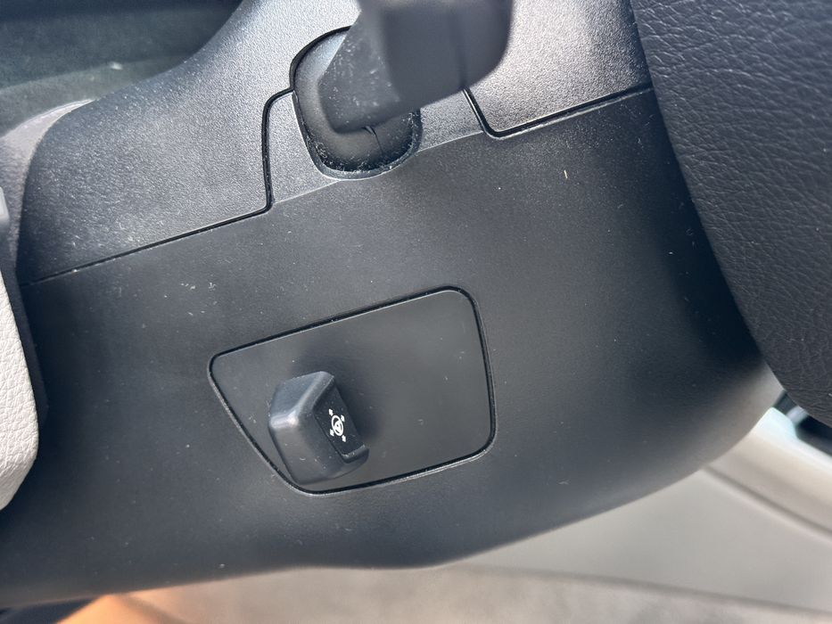 BMW  F 10 520 D. NU SCHIMB!