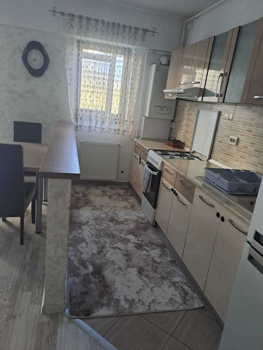 Închiriez apartament classpark