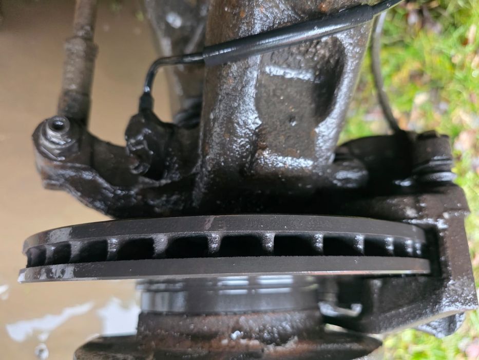 Dezmembrez Ford tranzit