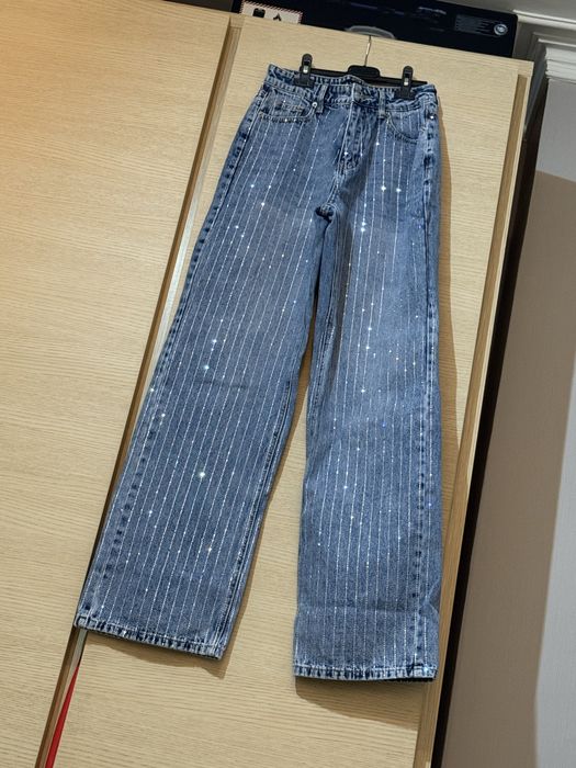 Дънки с камъчета