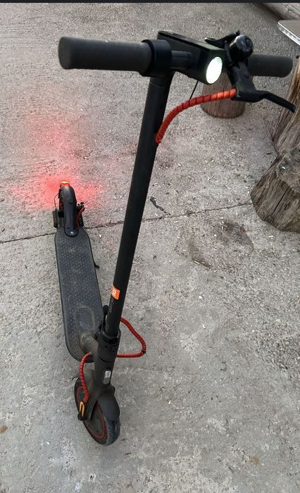 БАРТЕР /ПРОДАЖБА ! Xiaomi Mi Electric Scooter Pro 2/ отлично състояние