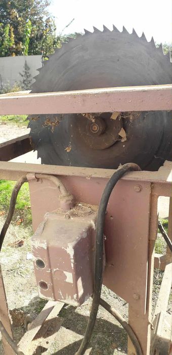 ЦИРКУЛЯР  380 волта , за  строителни дейности  и дърва за огрев