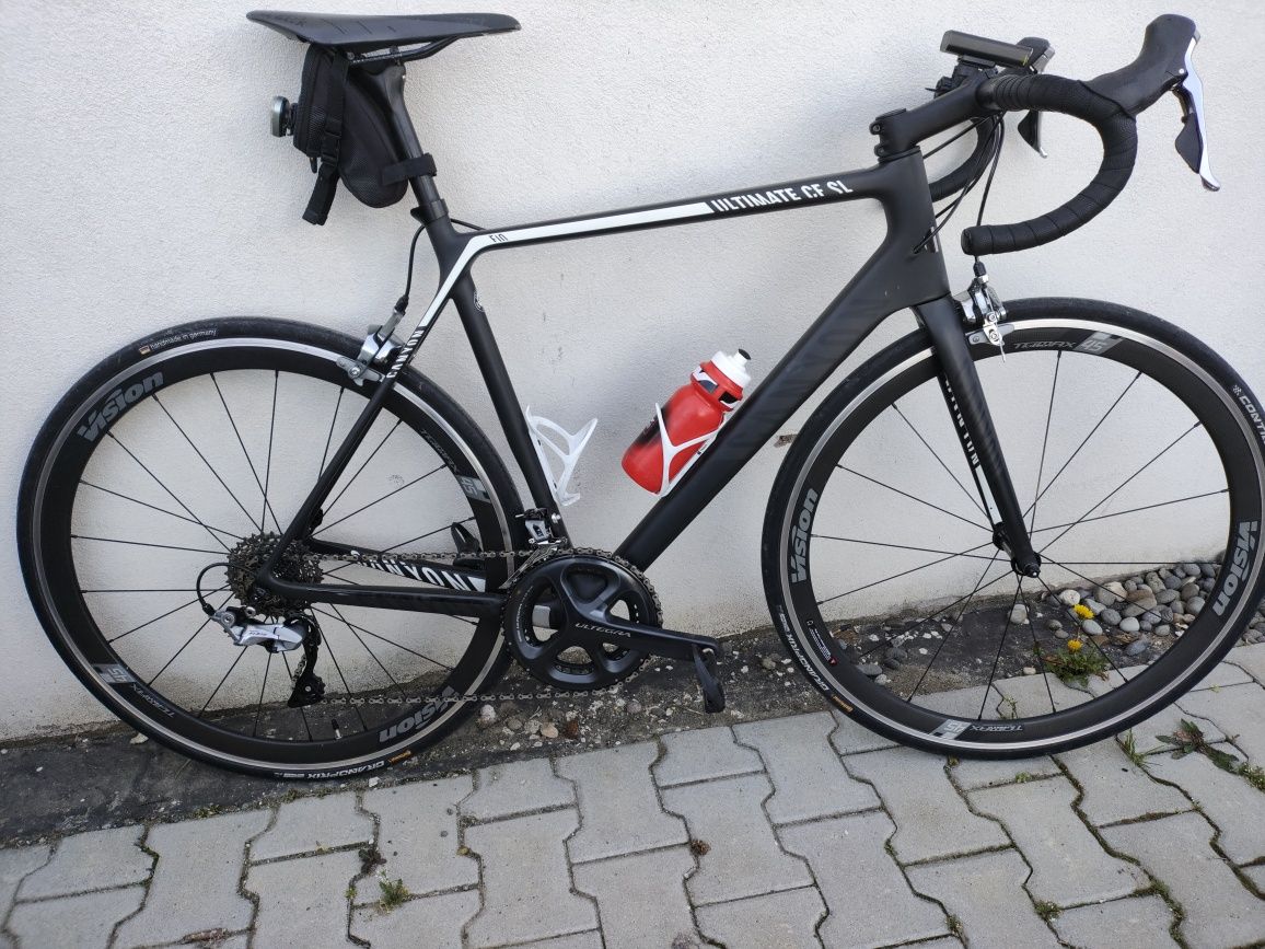 Canyon Ultimate CF SL cursiera carbon