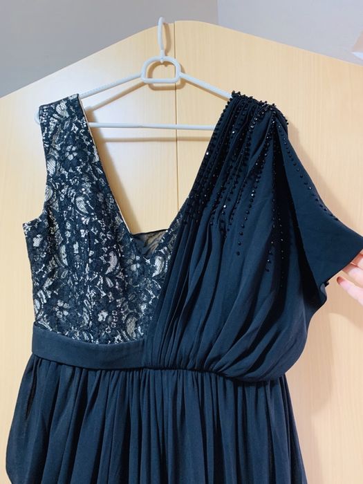 Rochie neagra, lunga cu pliuri laterale, marimea M-L