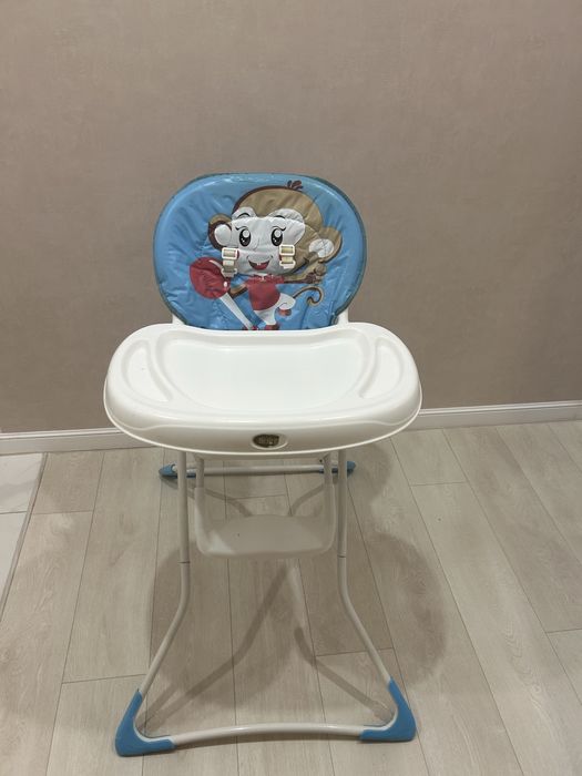 Детский столик для кормления