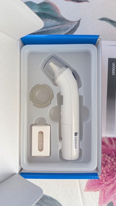 Термометър за ухо Omron